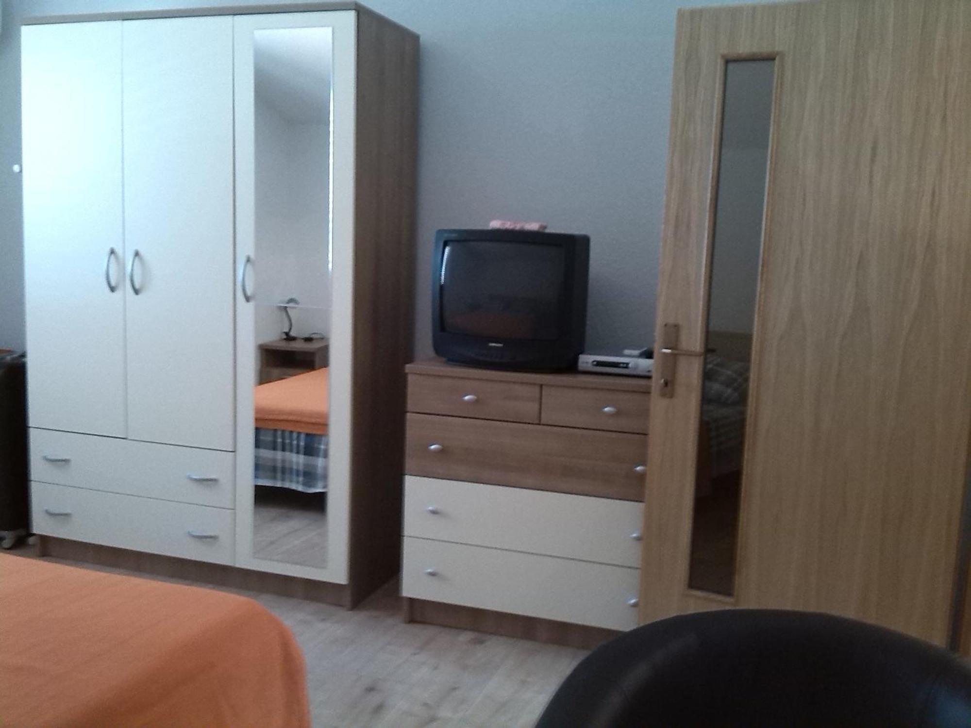 Apartments Batarilo Gornji Karin Room photo